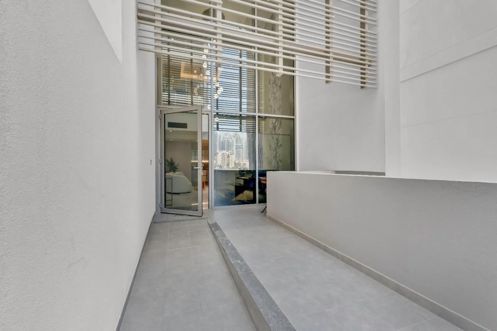 Design Duplex Pool, Gym & Walk To Dubai Mall United Arab Emirates