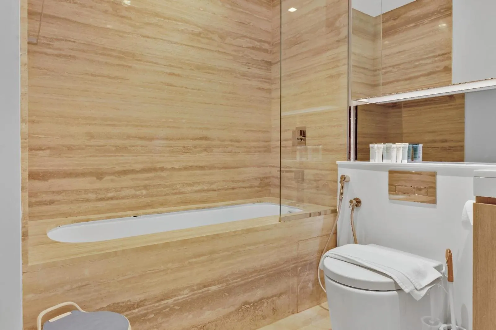 Design Duplex Pool, Gym & Walk To Dubai Mall Appartamento